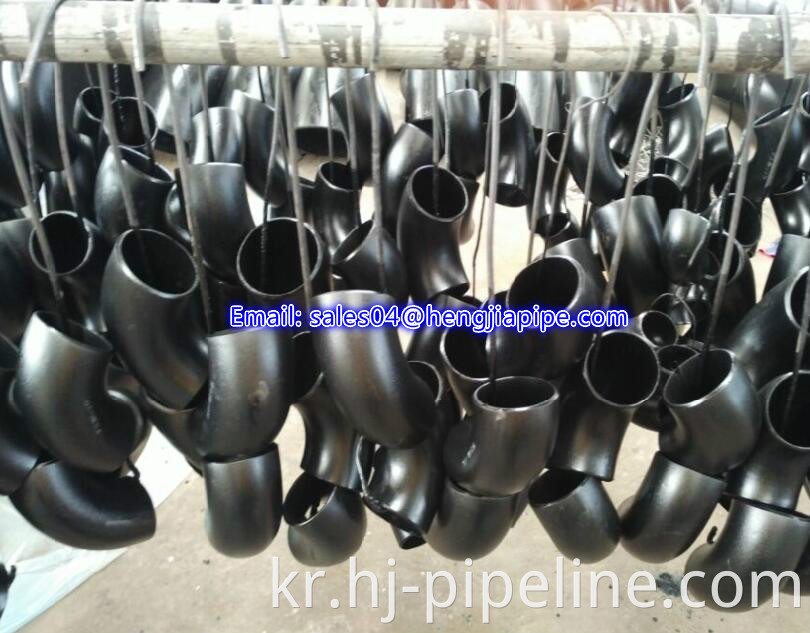 short radius seamless pipe elbow